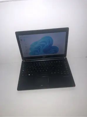 ACER TRAVELMATE P633-M