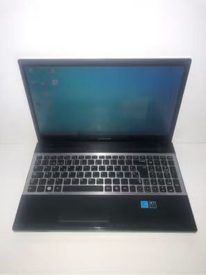 SAMSUNG 305V (A8 - SSD)
